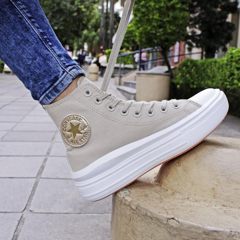 Tênis Converse Chuck Taylor All Star Bege Claro Ouro Claro