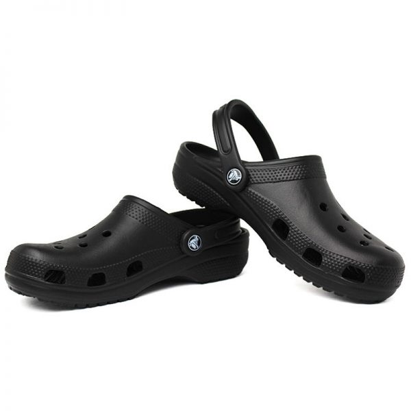 Crocs classic black 1